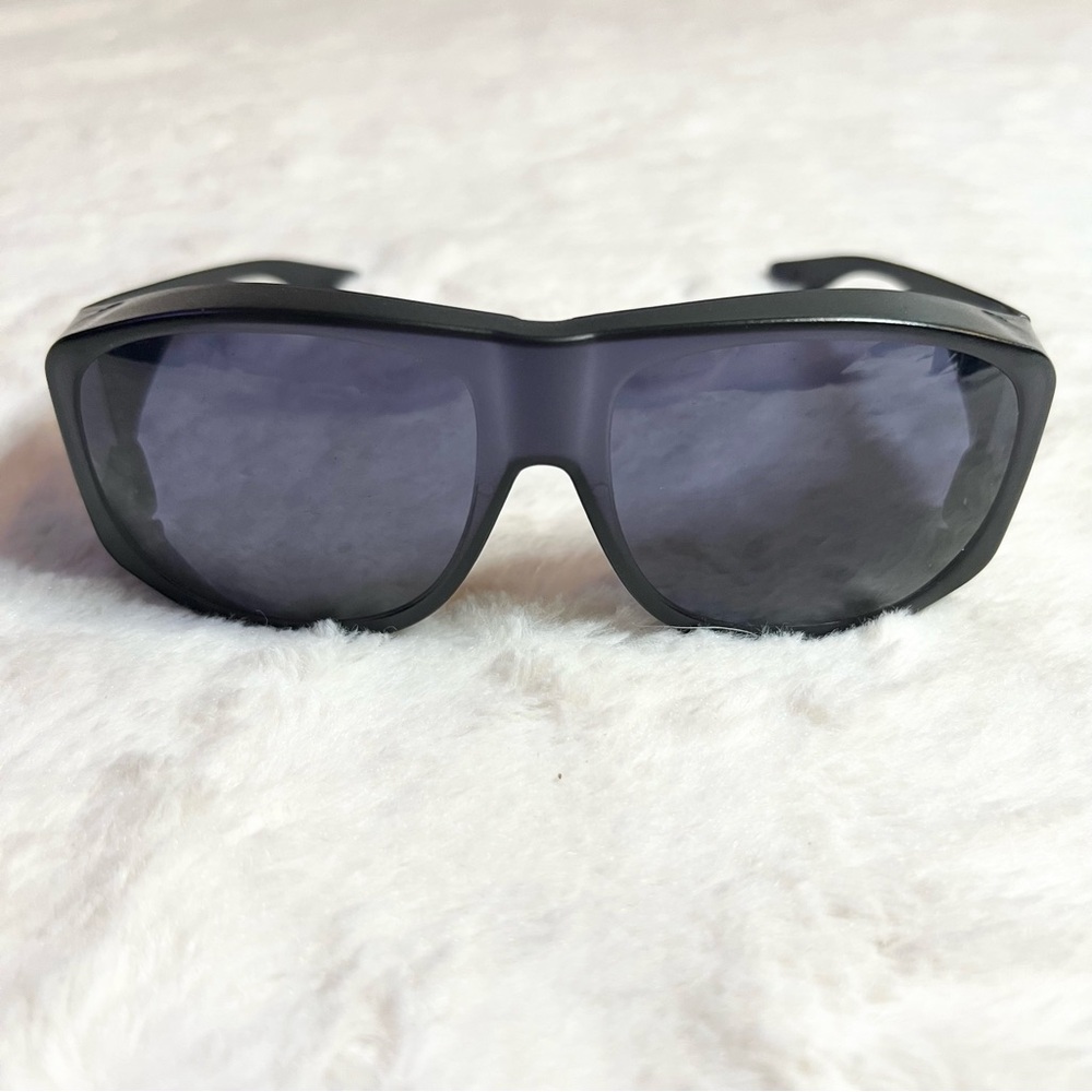 Solar Shield Wrap Around Unisex Sunglasses Fits Over Most Glasses Black Oversize